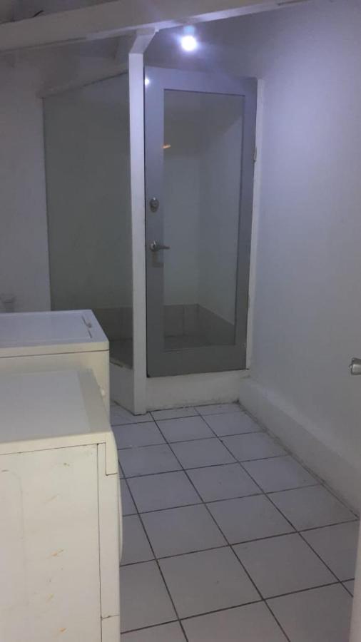 Calinago Friendly Family Sxm Bed and Breakfast Philipsburg  Buitenkant foto